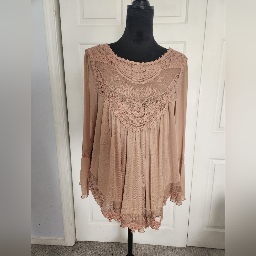 Ultra Pink Embellished Long Sleeve Blouse in Pink